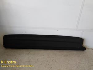 Used Parcel shelf Peugeot Expert Price on request offered by Fa. Klijnstra & Zn. VOF