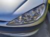Headlight, left from a Peugeot 206 SW (2E/K), 2002 / 2007 1.4, Combi/o, Petrol, 1.360cc, 55kW (75pk), FWD, TU3JP; KFW, 2002-07 / 2007-02, 2EKFW 2004