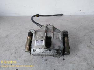 Used Front brake calliper, right Citroen Xsara Picasso (CH) 1.8 16V Price on request offered by Fa. Klijnstra & Zn. VOF