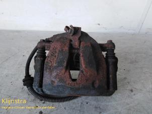 Used Front brake calliper, right Peugeot 807 2.0 HDi 16V Price on request offered by Fa. Klijnstra & Zn. VOF