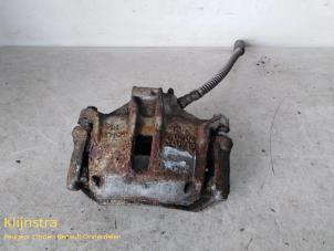 Used Front brake calliper, left Peugeot 206 Price on request offered by Fa. Klijnstra & Zn. VOF