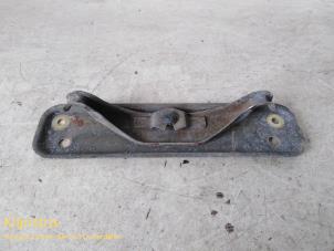 Used Exhaust bracket Peugeot Boxer (230L) 2.5D 270M 12V Price on request offered by Fa. Klijnstra & Zn. VOF