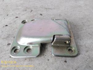 New Rear door hinge, right Peugeot Boxer Price on request offered by Fa. Klijnstra & Zn. VOF