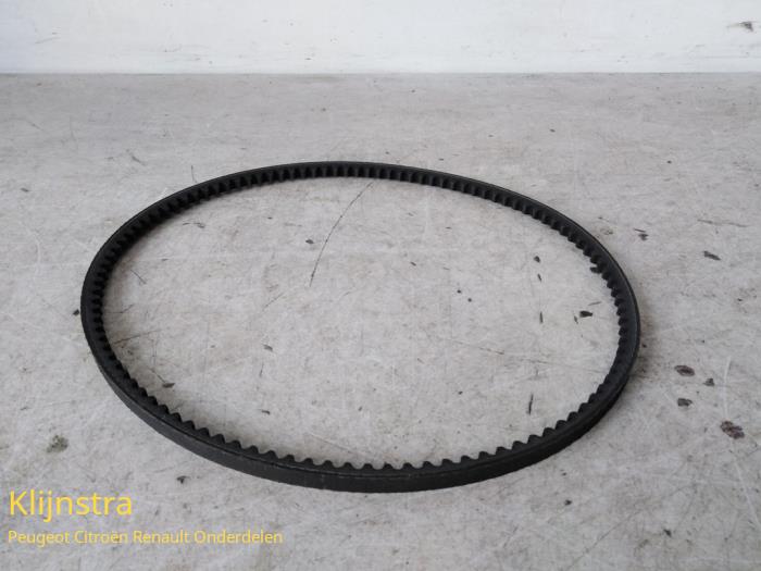 Usados Correa trapezoidal Peugeot J5 (280P) 2.5 D Precio de solicitud ofrecido por Fa. Klijnstra & Zn. VOF