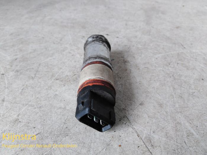 Begagnade Innetemperatursensor Peugeot 306 (7A/C/S) 1.8i XT,ST Pris på förfrågan erbjuds av Fa. Klijnstra & Zn. VOF
