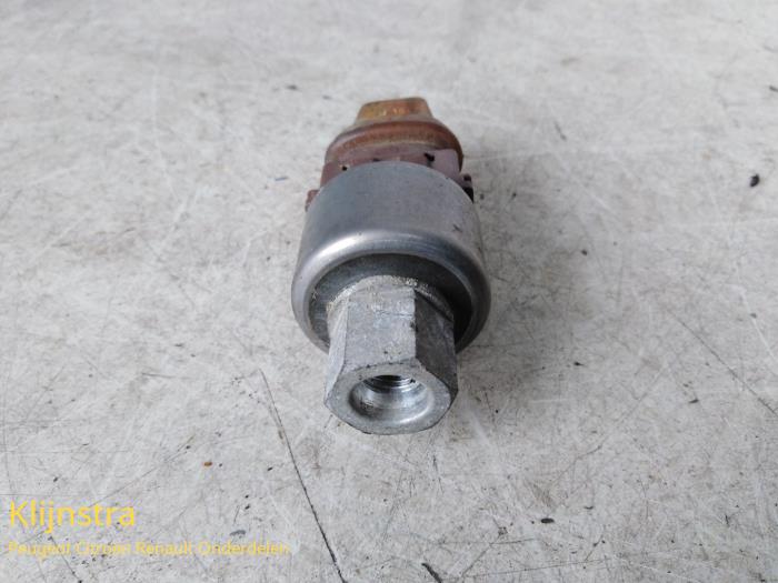 Begagnade Trycksensor, luftkonditionering Peugeot 306 (7A/C/S) 1.4 XN,XR,XA,XRA Pris på förfrågan erbjuds av Fa. Klijnstra & Zn. VOF