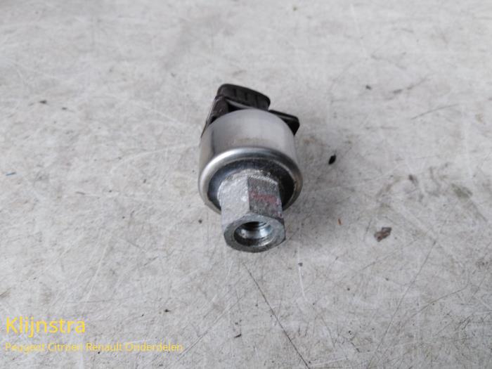 Begagnade Trycksensor, luftkonditionering Peugeot 306 (7A/C/S) 1.4 XN,XR,XA,XRA Pris på förfrågan erbjuds av Fa. Klijnstra & Zn. VOF