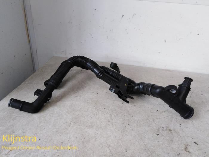 Gebrauchte Wasserrohr Peugeot 407 SW (6E) 1.6 HDiF 16V Preis € 70,00 Margenregelung angeboten von Fa. Klijnstra & Zn. VOF