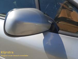 Used Wing mirror, right Peugeot 307 SW (3H) 2.0 16V Price € 75,00 Margin scheme offered by Fa. Klijnstra & Zn. VOF