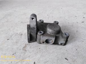Used Thermostat housing Peugeot 106 I 1.4 XT i Kat. Price on request offered by Fa. Klijnstra & Zn. VOF