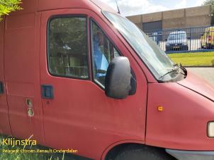 Used Door 2-door, right Peugeot Boxer (230P) Price on request offered by Fa. Klijnstra & Zn. VOF