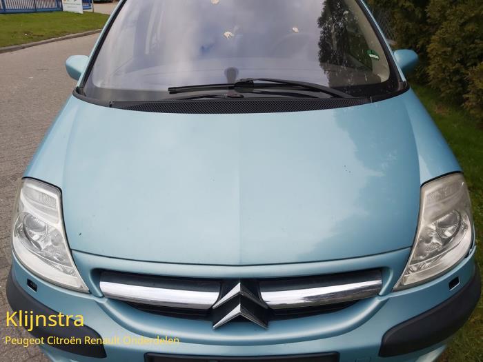 Używane Maska Citroen C8 (EA/EB) 2.0 16V Cena € 99,00 Procedura marży oferowane przez Fa. Klijnstra & Zn. VOF