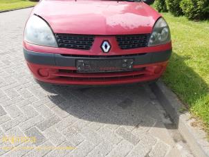 Used Front bumper Renault Clio II (BB/CB) 1.2 16V Price on request offered by Fa. Klijnstra & Zn. VOF