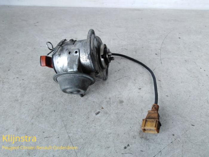 Gebrauchte Stromverteiler Peugeot 205 I (741A/C) 1.6 XR,GR Autom. Preis auf Anfrage angeboten von Fa. Klijnstra & Zn. VOF