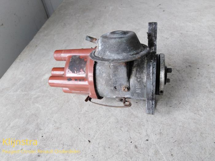 Used Distributor Peugeot 505 Break (551D) 2.0 GTI Price on request offered by Fa. Klijnstra & Zn. VOF