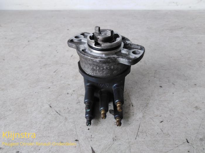 Used Distributor Peugeot 405 I (15B) 1.6 SRi,GRi Price on request offered by Fa. Klijnstra & Zn. VOF