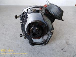 Stromverteiler van een Peugeot 205 II (20A/C) 1.1 XE,GE,XL,GL,XR,GR 1990
