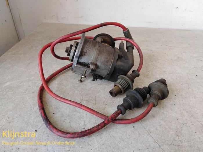 Used Distributor Peugeot 405 I (15B) 1.6 SRi,GRi Price on request offered by Fa. Klijnstra & Zn. VOF