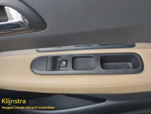 Gebrauchte Elektrisches Fenster Schalter Peugeot 5008 I (0A/0E) 1.6 THP 16V Preis auf Anfrage angeboten von Fa. Klijnstra & Zn. VOF