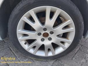 Used Set of wheels Renault Laguna II (BG) 1.8 16V Price on request offered by Fa. Klijnstra & Zn. VOF