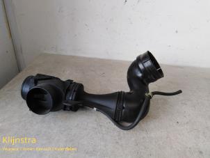 Used Air intake hose Peugeot 106 I 1.4 XT i Kat. Price on request offered by Fa. Klijnstra & Zn. VOF