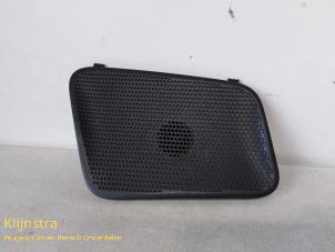 Used Speaker cap Peugeot 108 1.0 12V Price on request offered by Fa. Klijnstra & Zn. VOF