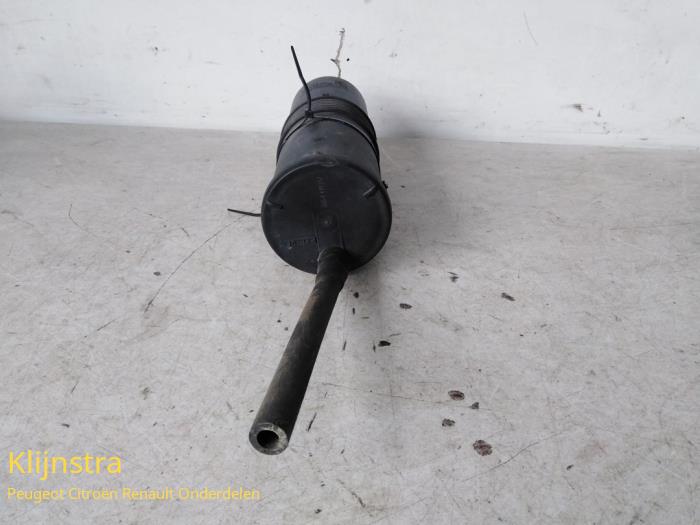 Carbon filter from a Peugeot 406 1999