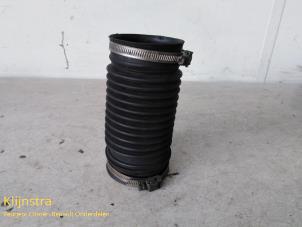 Used Air intake hose Citroen Xantia Break (X2) 2.0 HDi 90 Price on request offered by Fa. Klijnstra & Zn. VOF