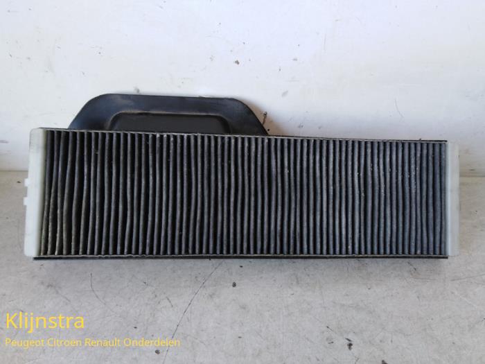 Begagnade Kupéfilter Peugeot 607 (9D/U) 2.2 HDi 16V FAP Pris på förfrågan erbjuds av Fa. Klijnstra & Zn. VOF