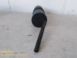 Used Carbon filter Peugeot 406 Break (8E/F) 1.8 Price on request offered by Fa. Klijnstra & Zn. VOF