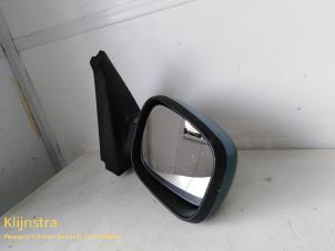 Used Wing mirror, right Renault Kangoo (KC) 1.5 dCi 65 Price on request offered by Fa. Klijnstra & Zn. VOF