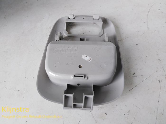 Overhead storage compartment from a Peugeot 307 (3A/C/D) 2.0 HDi 90 2003