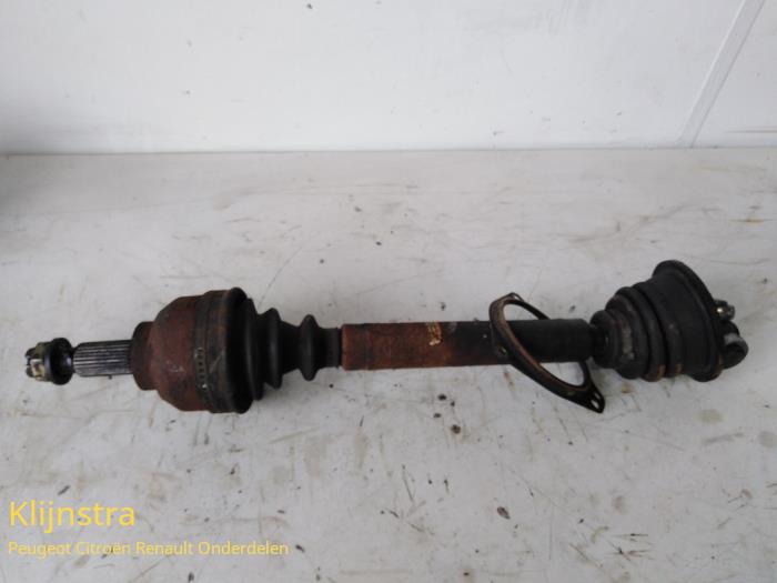 Front drive shaft, left Renault Laguna - 8200470129 KG0G PK6