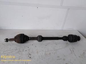 Used Front drive shaft, right Renault Laguna I (B56) 1.8 Price on request offered by Fa. Klijnstra & Zn. VOF