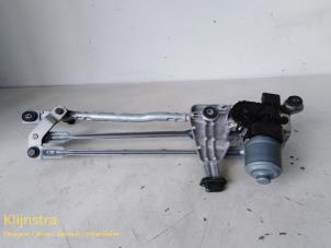 Used Wiper motor + mechanism Peugeot 308 (L3/L8/LB/LH/LP) Price on request offered by Fa. Klijnstra & Zn. VOF