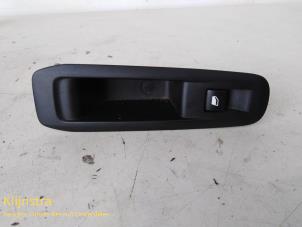 Used Electric window switch Peugeot 308 (L3/L8/LB/LH/LP) Price on request offered by Fa. Klijnstra & Zn. VOF
