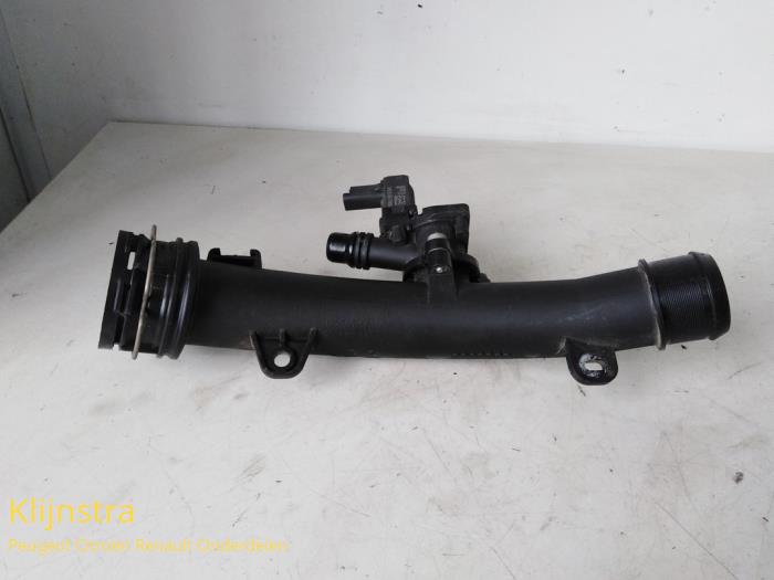 Używane Przewód Turbo Peugeot 308 (L3/L8/LB/LH/LP) Cena na żądanie oferowane przez Fa. Klijnstra & Zn. VOF