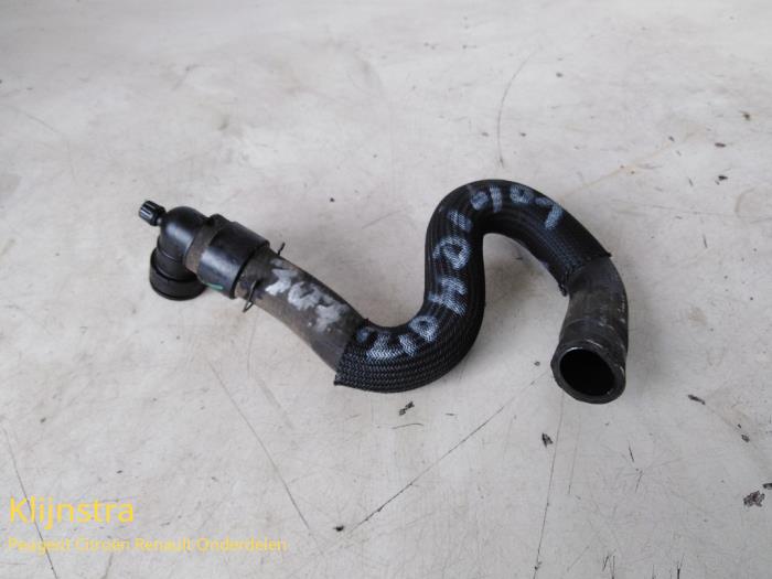 Begagnade Vattenrör Peugeot 307 (3A/C/D) 2.0 HDi 90 Pris € 30,00 Marginaltabell erbjuds av Fa. Klijnstra & Zn. VOF