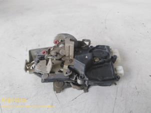 Used Rear door mechanism 4-door, right Peugeot 605 (6B) 3.0 SV,Executive V6 24V Price on request offered by Fa. Klijnstra & Zn. VOF