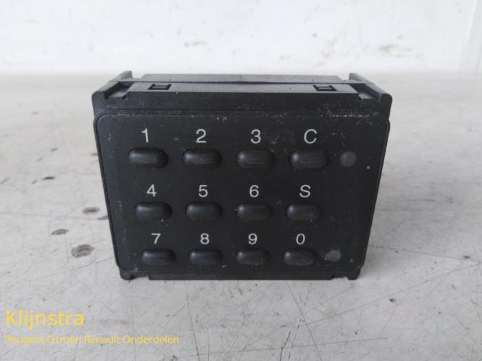 Używane Immobilizer Citroen XM Break (Y4) 2.5 Turbo D 12V Cena € 49,99 Procedura marży oferowane przez Fa. Klijnstra & Zn. VOF