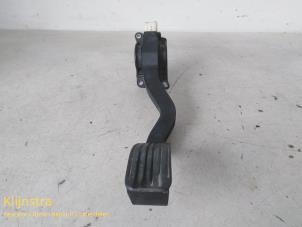 Used Accelerator pedal Peugeot 307 Break (3E) 2.0 HDi 90 Price on request offered by Fa. Klijnstra & Zn. VOF
