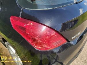Used Taillight, left Peugeot 308 (4A/C) Price on request offered by Fa. Klijnstra & Zn. VOF
