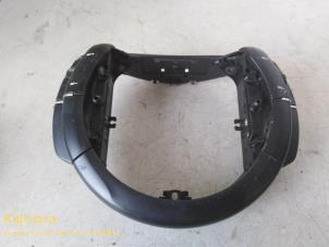 Used Steering wheel mounted radio control Citroen C4 Berline (LC) 1.6 HDi 16V Price on request offered by Fa. Klijnstra & Zn. VOF