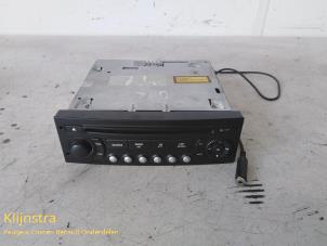 Usados Reproductor de CD y radio Citroen C4 Berline (LC) 1.6 HDi 16V Precio de solicitud ofrecido por Fa. Klijnstra & Zn. VOF