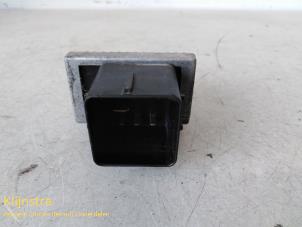 Used Glow plug relay Citroen C3 Picasso (SH) 1.6 HDi 16V 90 Price on request offered by Fa. Klijnstra & Zn. VOF