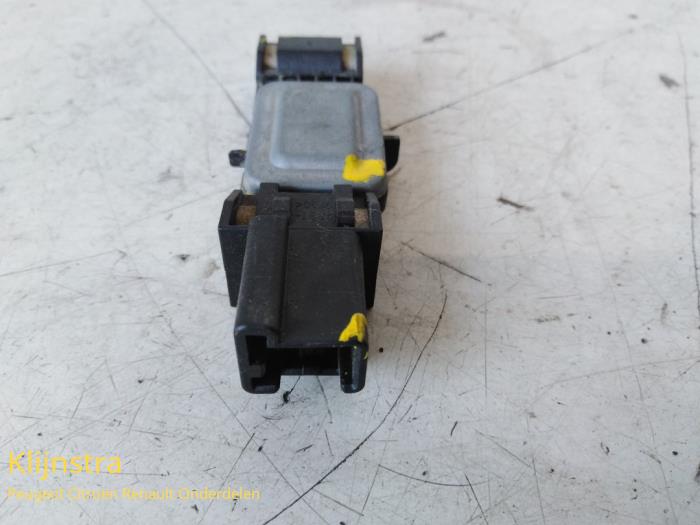 Capteur Airbag Bosch Pour Renault Clio 2 Phase 2 - Référence 8200047305, Occasion En état Fonctionnel