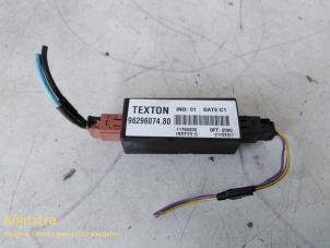 Used Antenna Amplifier Peugeot 206 (2A/C/H/J/S) Price on request offered by Fa. Klijnstra & Zn. VOF