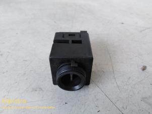 Used Interior temperature sensor Peugeot 206 (2A/C/H/J/S) 2.0 RC 16V Price on request offered by Fa. Klijnstra & Zn. VOF