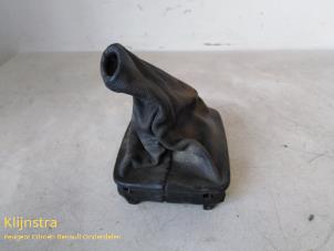 Used Gear stick cover Peugeot 206 (2A/C/H/J/S) 1.6 XS,XT Price on request offered by Fa. Klijnstra & Zn. VOF