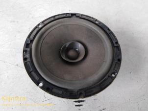 Used Speaker Peugeot 206 (2A/C/H/J/S) 1.4 XR,XS,XT,Gentry Price on request offered by Fa. Klijnstra & Zn. VOF